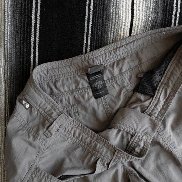 THE NORTH FACE Womens Sz 14 Gray Horizon Tempest Convertible Capri to Long Pants - Picture 5 of 10